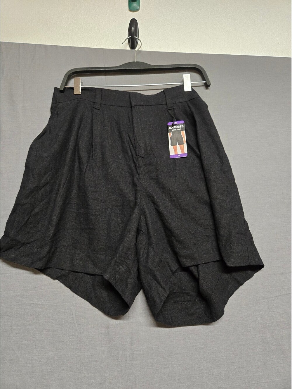 Express Women's Black Linen Shorts Size 16